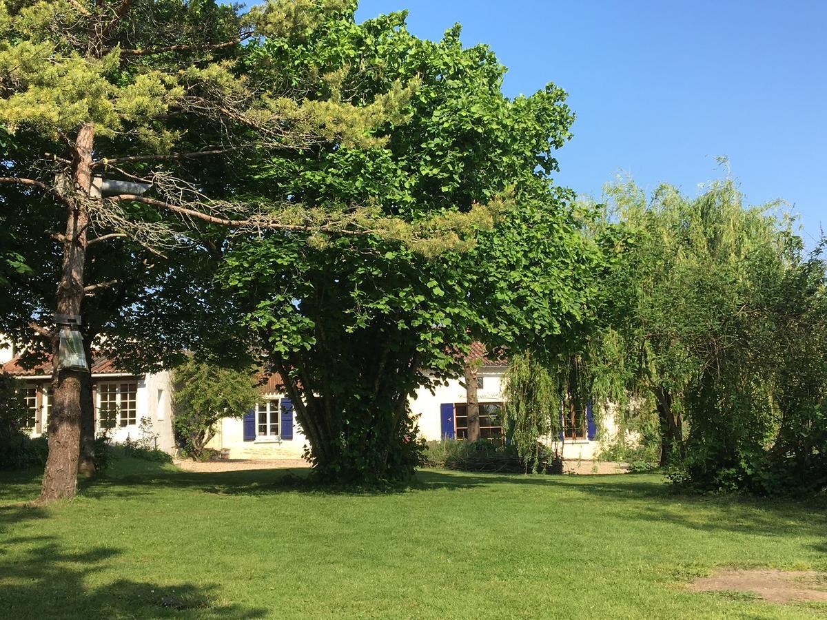 Campagn'Art Bed & Breakfast Les Fosses Exterior photo